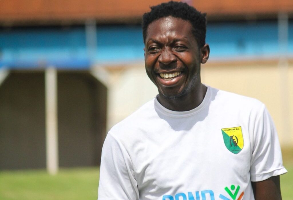 Aduana FC agrees to sign former Hearts left back William Dankyi